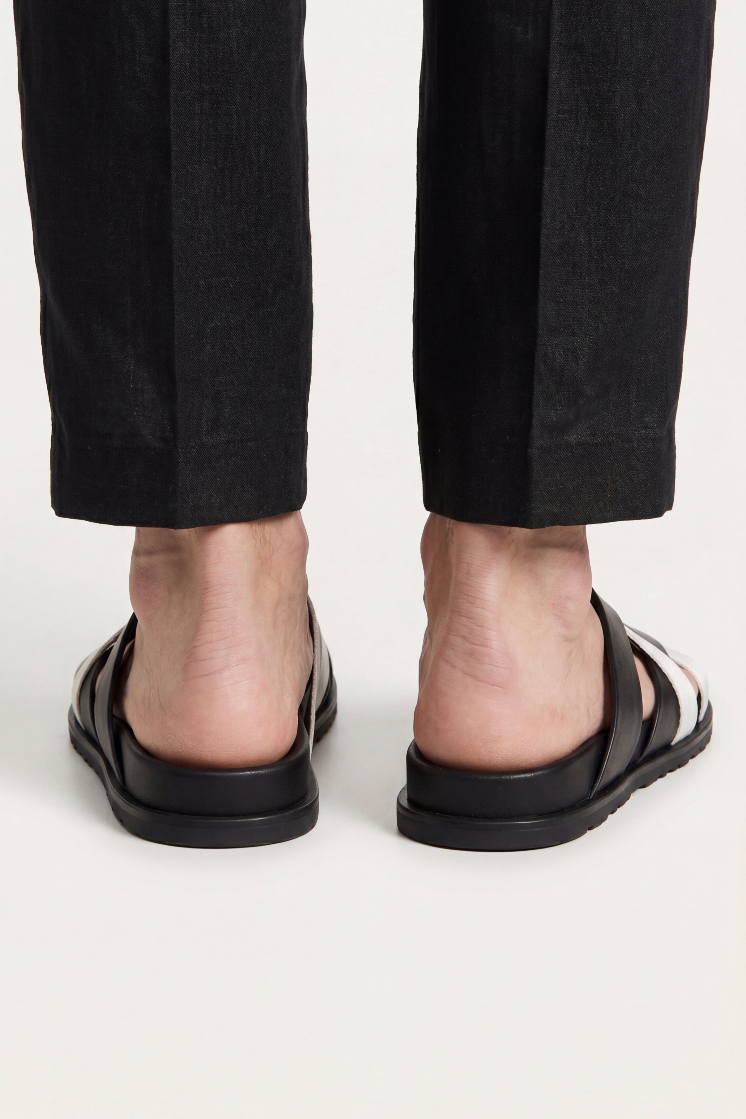 Tuscana Sandal Black/White
