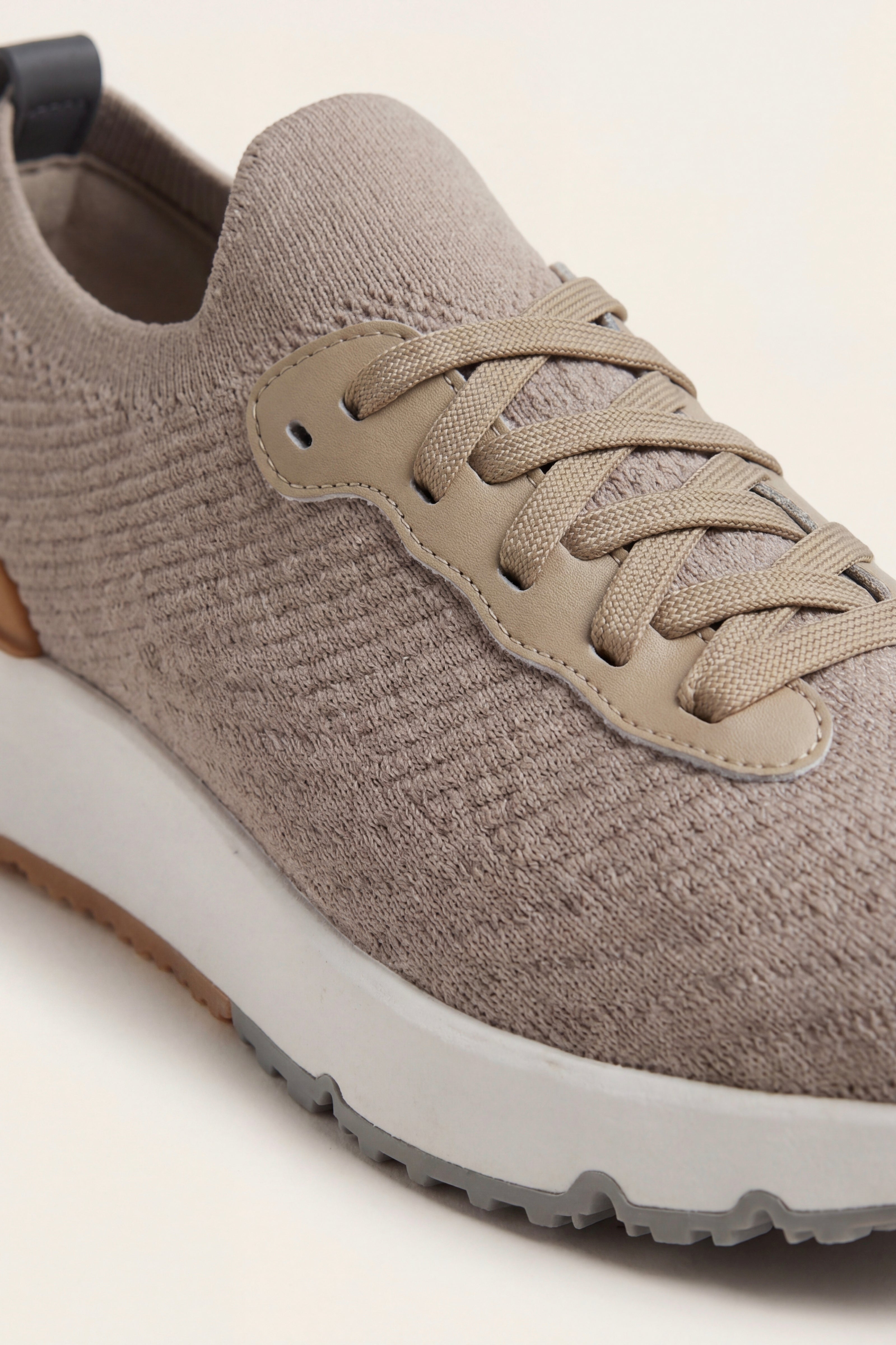 Avelino Mesh Runner Light Taupe