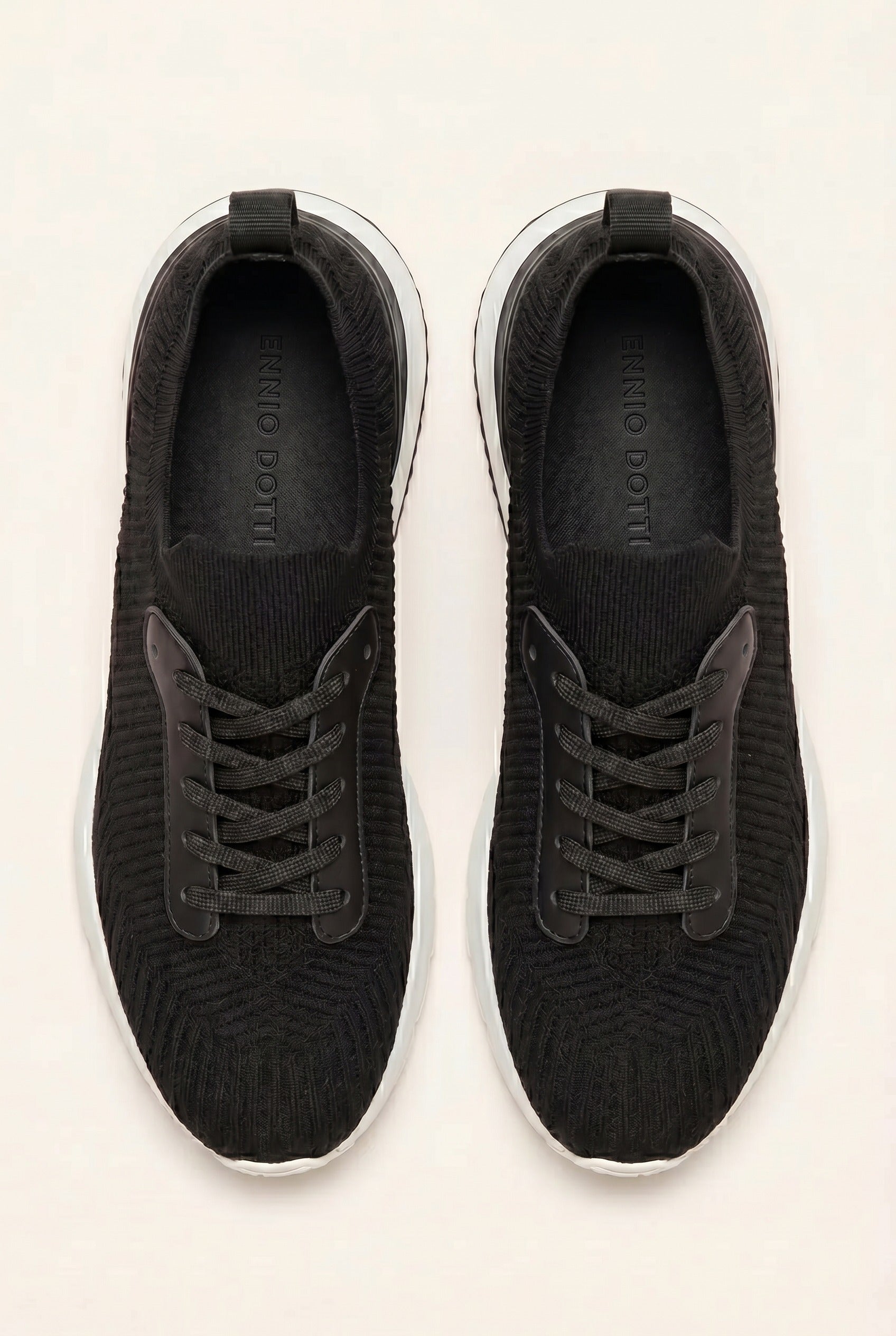 Avelino Mesh Runner Black