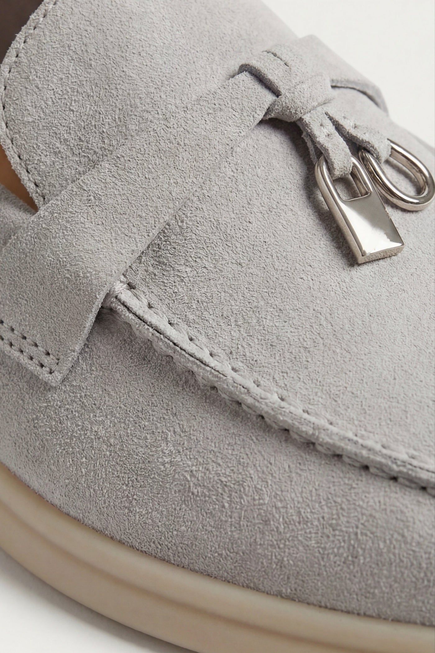 Ennio Buckle Loafer Ice Grey