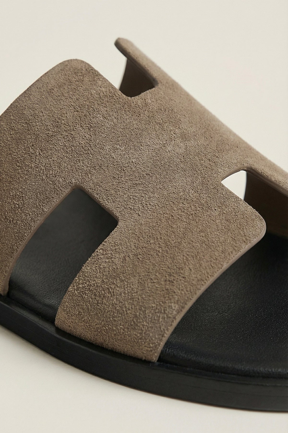 Matera Suede Sandal Taupe