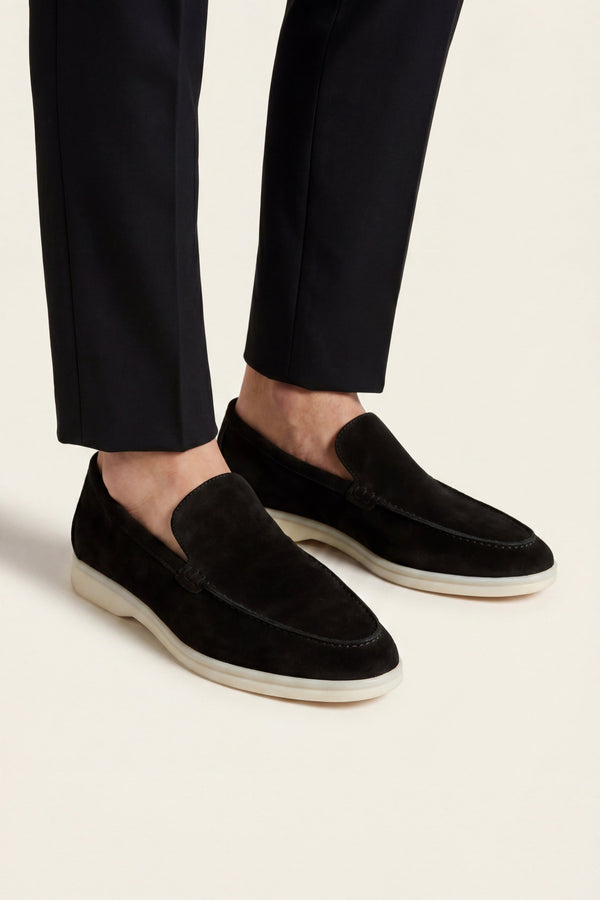 Leonis Suede Loafers Black