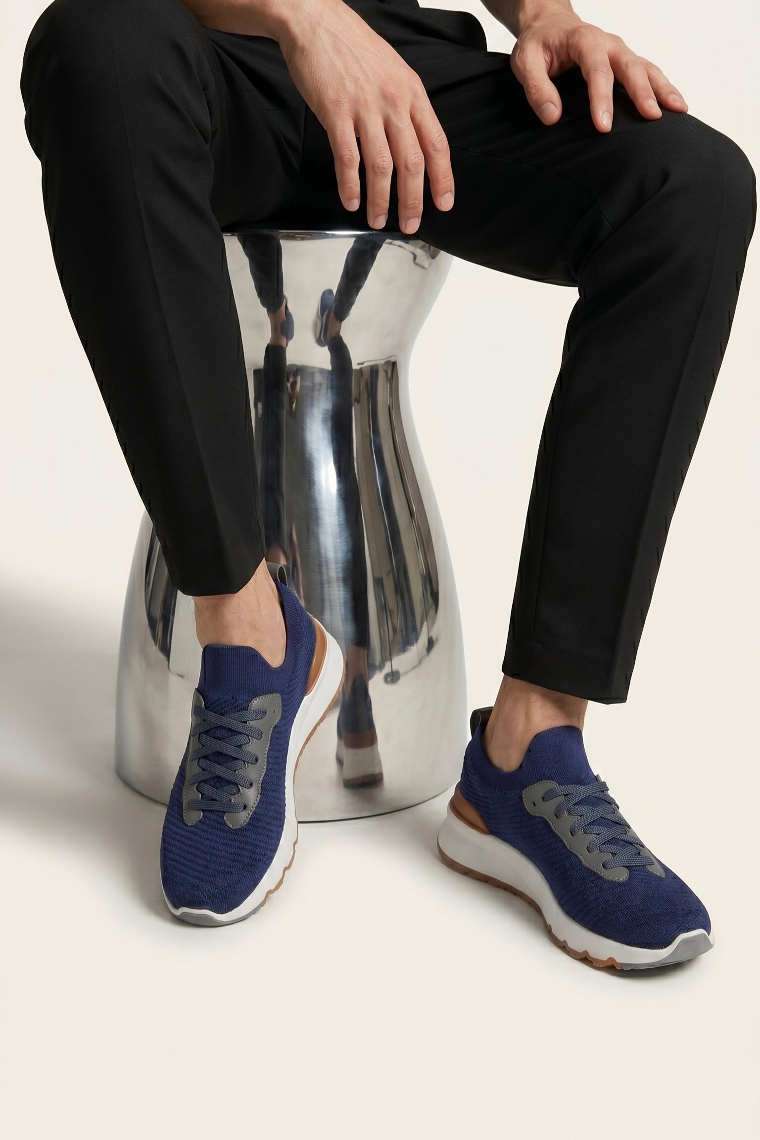 Avelino Mesh Runner Navy