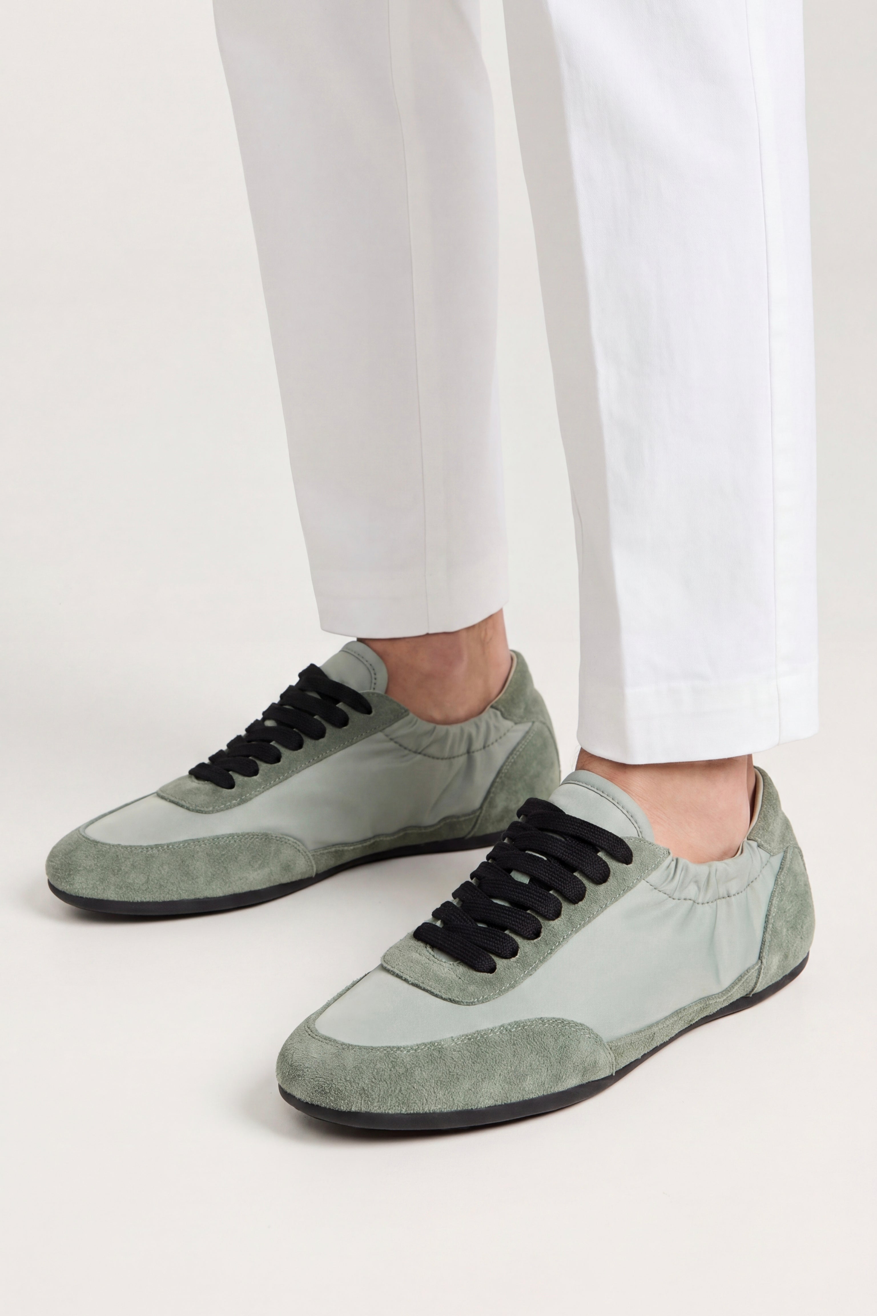 Averno Low Sneakers Sage Green