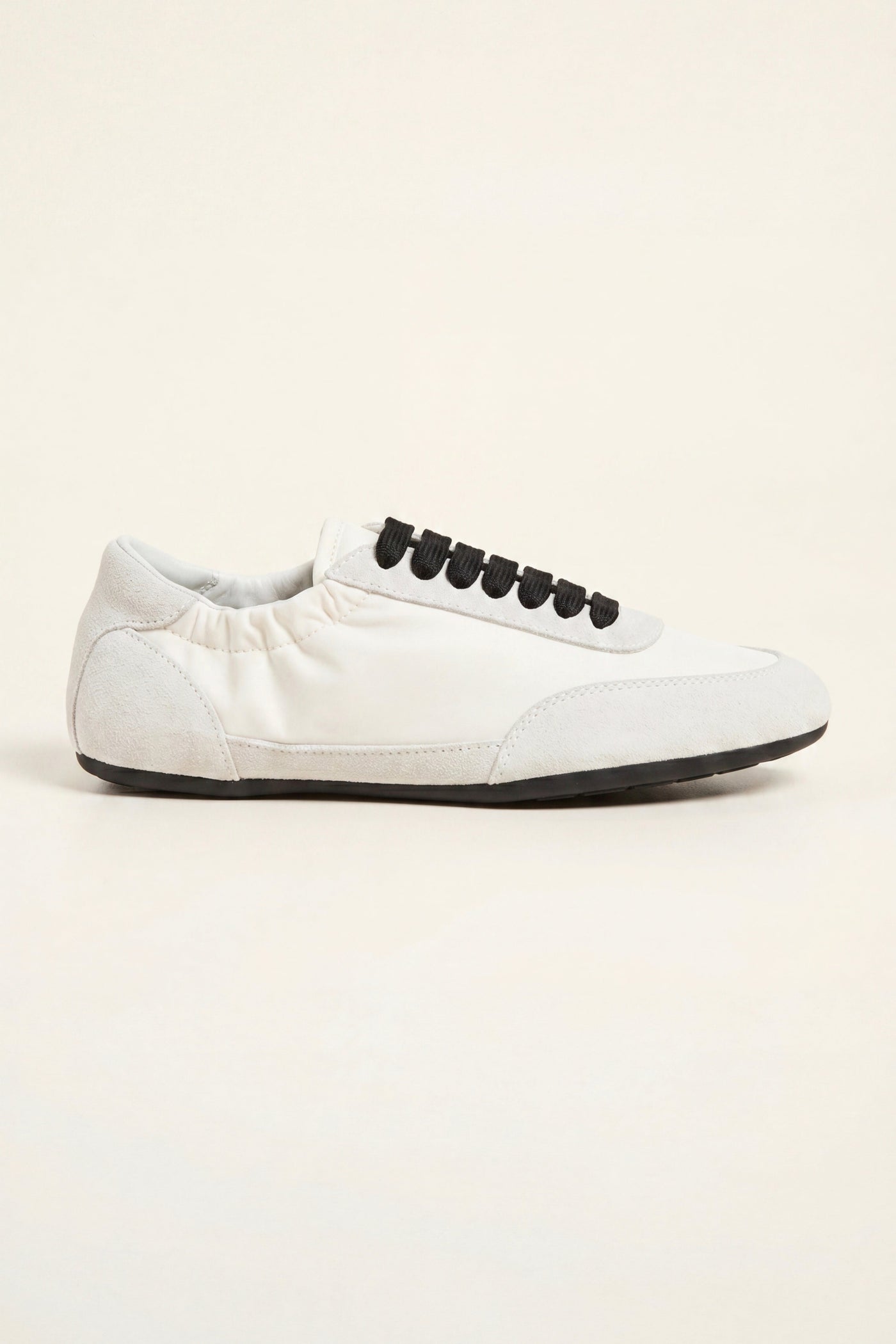 Averno Low Sneakers Off White
