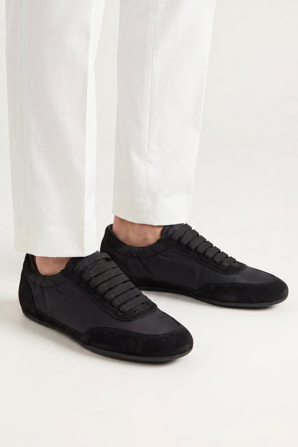 Averno Low Sneakers Black